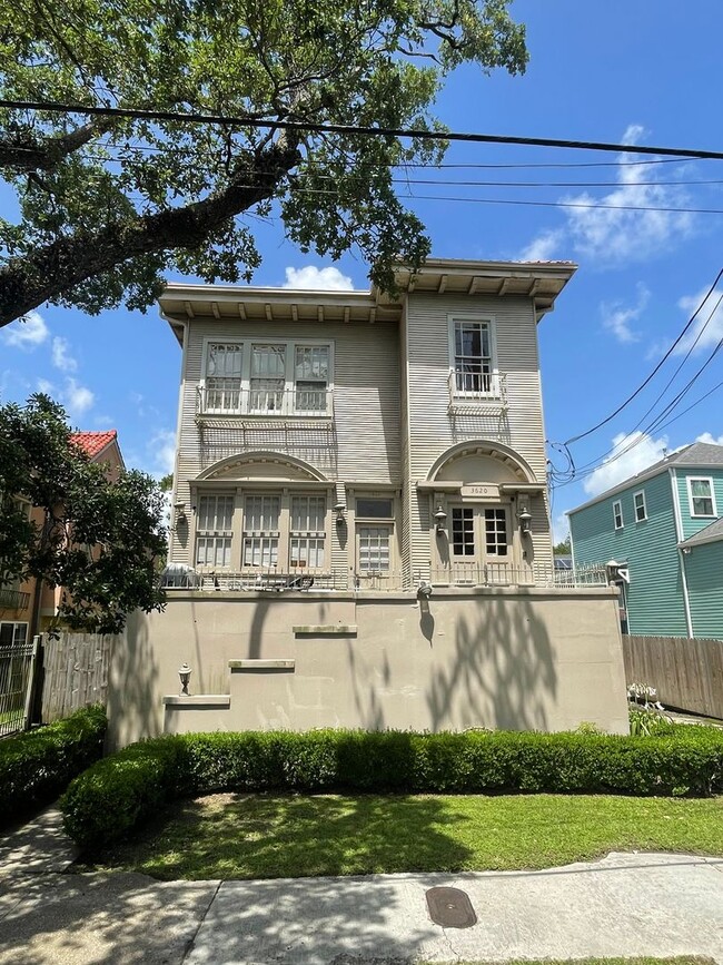 property at 3620-3620 Napoleon Ave
