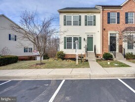 9684 Atterbury Ln in Frederick, MD - Building Photo