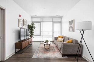 747 N College Ave, Unit ID1378237P in Indianapolis, IN - Building Photo