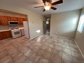 4016 1/2-4012 Shasta St in San Diego, CA - Building Photo - Building Photo