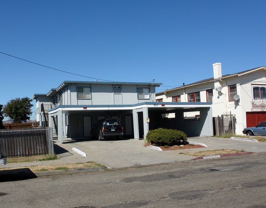 611 18th St in Richmond, CA - Foto de edificio