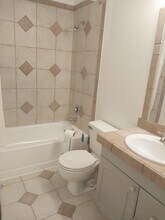 1357 Churchill Cir, Unit G201 in Naples, FL - Building Photo - Building Photo