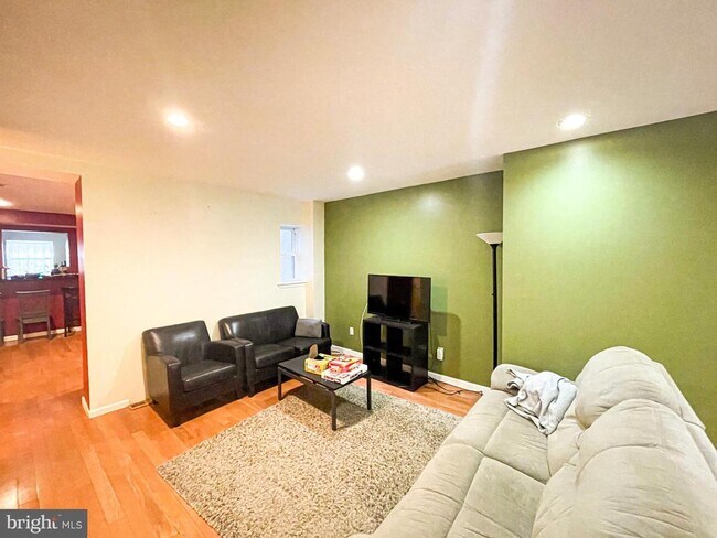 1807 Carpenter St in Philadelphia, PA - Building Photo - Building Photo