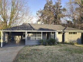 3443 Hyland Dr in Decatur, GA - Building Photo - Building Photo