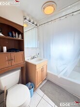 94 Nottinghill Rd, Unit 1 in Boston, MA - Foto de edificio - Building Photo