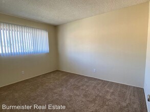 1242 Monique Ct in Vista, CA - Building Photo - Building Photo