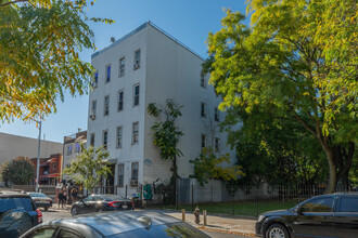 107 Bleecker St in Brooklyn, NY - Building Photo - Building Photo