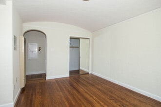 140 Duboce in San Francisco, CA - Foto de edificio - Building Photo