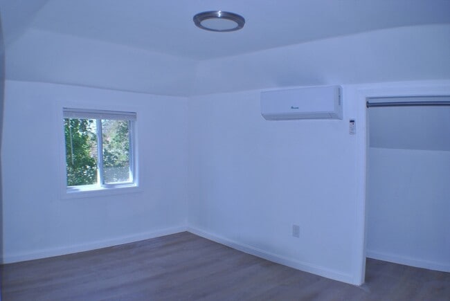 2 Portina Rd, Unit #1
