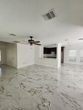 9207 Dairy View Ln in Houston, TX - Building Photo - Building Photo