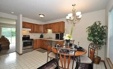 W264N2044 Deer Haven Ct in Pewaukee, WI - Building Photo - Building Photo