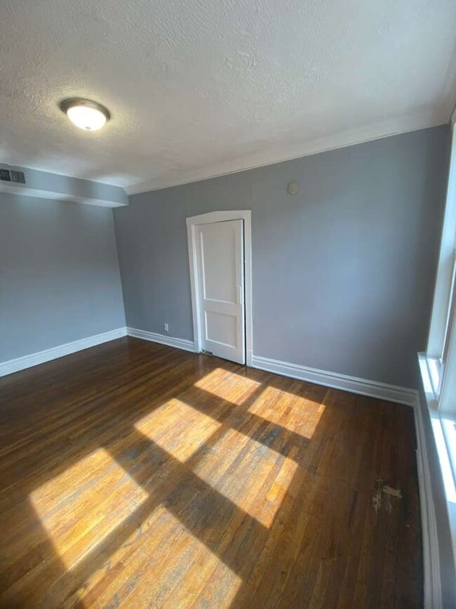 1151 S Austin Blvd in Chicago, IL - Building Photo - Building Photo