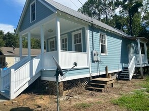 6183 W Grenada St in Bay St. Louis, MS - Building Photo - Building Photo