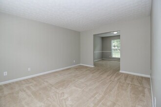 1200 Catalina Pkwy in Mcdonough, GA - Building Photo - Building Photo