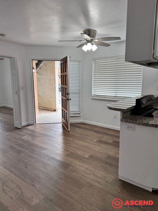 4809 Hahn Ave in Bakersfield, CA - Building Photo - Building Photo