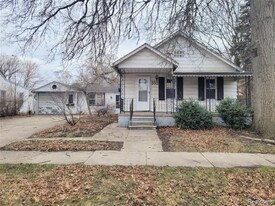 353 W Bernhard Ave in Hazel Park, MI - Building Photo