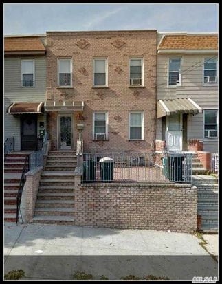 6158 56th St, Unit 2 in Queens, NY - Building Photo