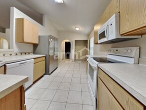 3293 Carlotta Rd in Middleburg, FL - Building Photo - Building Photo