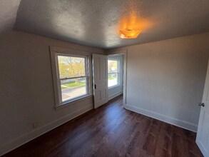 232 Leavens Ave in Sheboygan Falls, WI - Building Photo - Building Photo