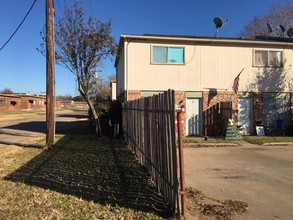 Green St Apartments in Marlin, TX - Building Photo - Other