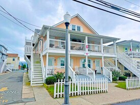404 Saint Louis Ave, Unit Parrot Bay C13 in Ocean City, MD - Building Photo
