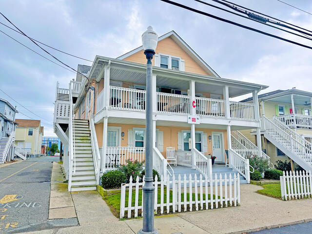 404 Saint Louis Ave, Unit Parrot Bay C13 in Ocean City, MD - Building Photo