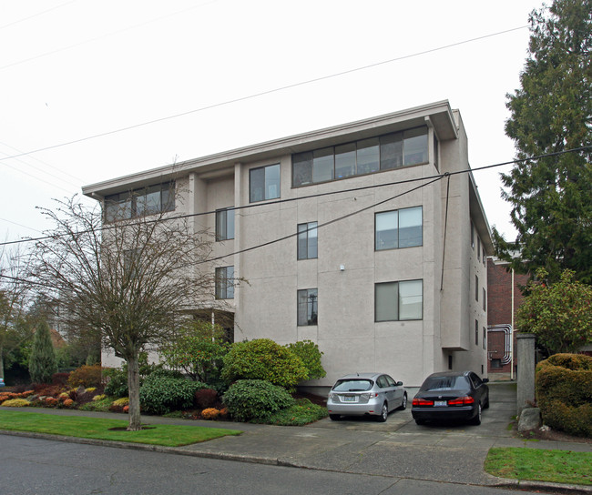 4900 Fremont Ave N in Seattle, WA - Foto de edificio - Building Photo