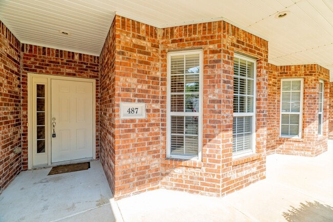 487 S Pierremont Dr in Fayetteville, AR - Building Photo - Building Photo