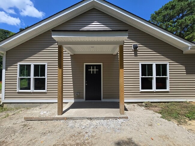 814 Jackson Dr in Williamsburg, VA - Building Photo - Building Photo