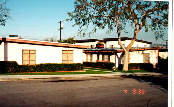 77-79 Fir St in Camarillo, CA - Building Photo - Building Photo