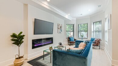 1420 W Winnemac Ave in Chicago, IL - Building Photo - Building Photo