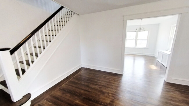 property at 925 Anderson Ave