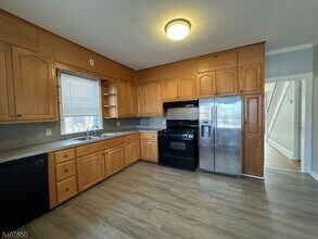 112 Park St in Westfield, NJ - Building Photo - Building Photo