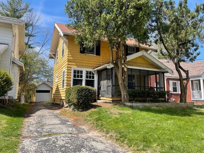 property at 4335 Belmar Ave