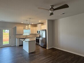 105 US-1 in Mauldin, SC - Foto de edificio - Building Photo