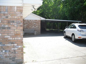 13138 Max Rd in Pearland, TX - Building Photo - Building Photo