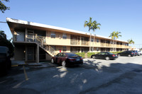 Taft Plaza Apartments photo'