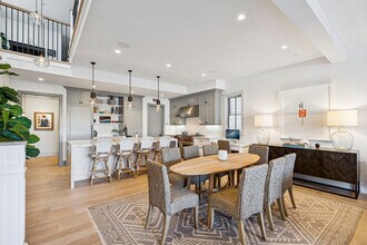 503 L St in Newport Beach, CA - Building Photo - Building Photo