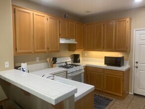 41865 Davenport Way, Unit A in Murrieta, CA - Foto de edificio - Building Photo