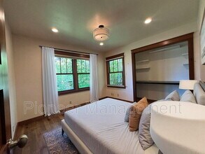 607 NW Federal St in Bend, OR - Foto de edificio - Building Photo