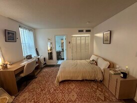 84 Gordon St in Boston, MA - Building Photo