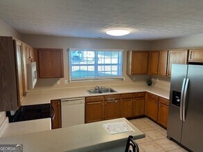 4393 English Loop in Stonecrest, GA - Building Photo - Building Photo