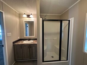 1629 Jarrard Way in Jacksonville, FL - Foto de edificio - Building Photo