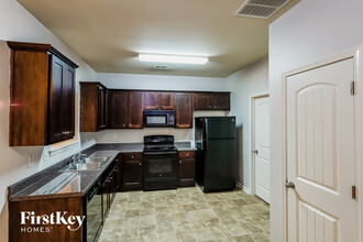 486 Grenier Terrace NE in Lawrenceville, GA - Building Photo - Building Photo
