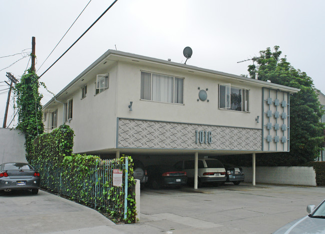 1016 S Holt Ave in Los Angeles, CA - Building Photo - Building Photo