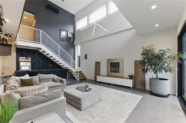 property at 1742 Ridgeway Ave NW