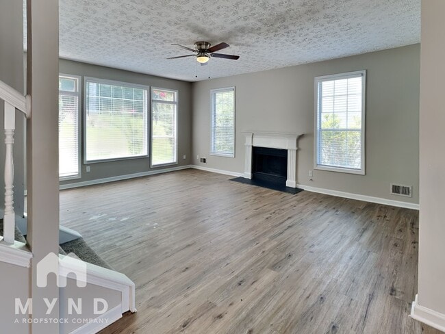 2587 Riverwood Spring in Ellenwood, GA - Foto de edificio - Building Photo