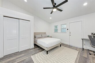 2302 Leon St in Austin, TX - Building Photo - Building Photo