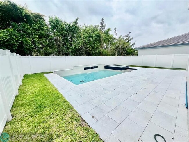 property at 17558 SW 46th St