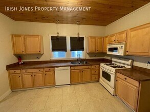 2829 South Park Ave in Lackawanna, NY - Building Photo - Building Photo